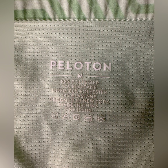 Peloton Turin Output lined shorts Size Medium - Picture 7 of 7